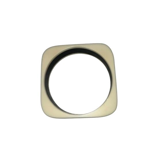 Iris Apfel & Bajalia Square Lucite Bangle Bracelet Cream & Black Mod Colorblock - Picture 1 of 6